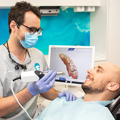 Zahnarzt München Dr. Peter Jordan - Patientenbehandlung Zahnersatz